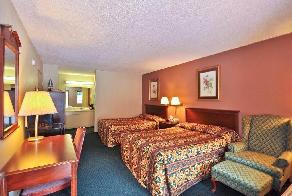 Country Hearth Inn & Suites Marietta Smyrna Room photo