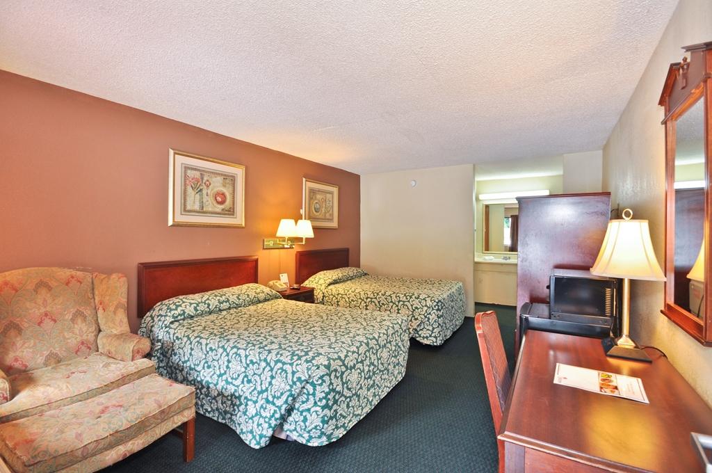 Country Hearth Inn & Suites Marietta Smyrna Room photo